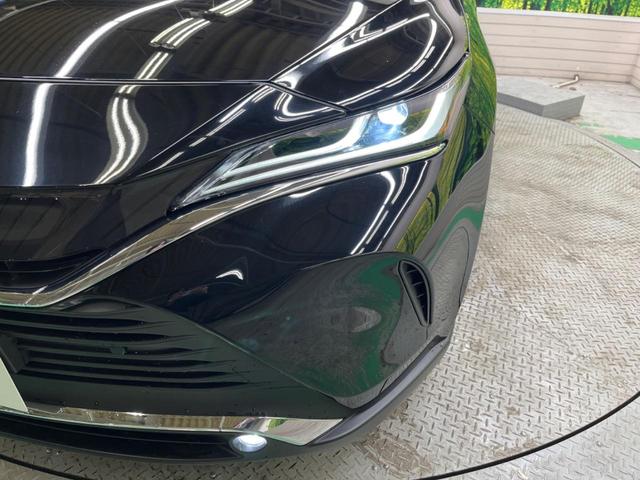 ハリアーハイブリッド Ｚ　レザーパッケージ　調光パノラマルーフ　禁煙車　純正１２．３型ナビＴＶ　ＪＢＬサウンド　パノラミックビューモニタ　セーフティセンス　ブラインドスポットモニタ　ハンズフリー電動バックドア　デジタルインナーミラー（60枚目）