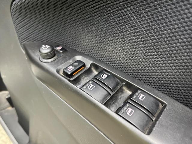 ムーヴ Ｘ　ＶＳ　禁煙車　純正ＣＤオーディオ　スマートキー　純正１４インチＡＷ　フロントフォグランプ　黒内装　電動格納ドアミラー　プライバシーガラス　黒内装（5枚目）