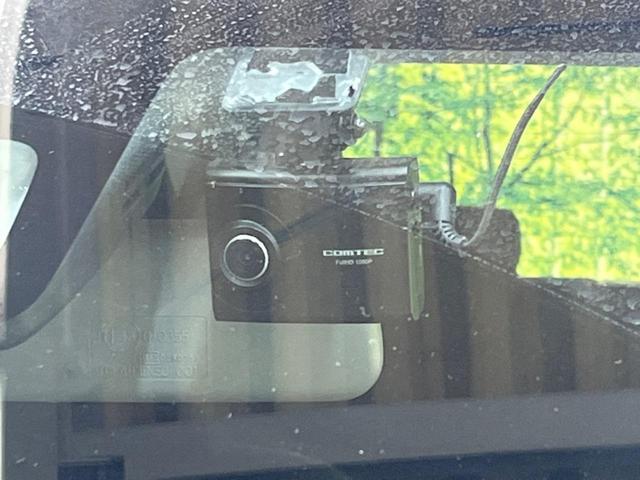 ワゴンR ハイブリッドFX 禁煙車 セーフティサポート ドラレコ スマートキー シートヒーター ETC 純正CDオーディオ リアパーキングセンサー オートエアコン オートライト 車線逸脱警報 アイドリングスト 横滑り防止装置(8枚目)