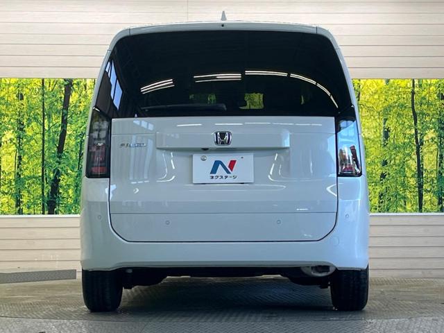 フリード エアー　登録済未使用車　純正８型ディスプレイオーディオ　両側電動ドア　バックカメラ　ホンダセンシング　渋滞追従アダプティブクルーズ　ＬＥＤヘッド　パーキングセンサ　オートハイビーム　後席サンシェード（15枚目）