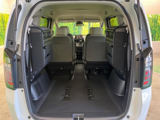 フリード エアー　登録済未使用車　純正８型ディスプレイオーディオ　両側電動ドア　バックカメラ　ホンダセンシング　渋滞追従アダプティブクルーズ　ＬＥＤヘッド　パーキングセンサ　オートハイビーム　後席サンシェード（38枚目）
