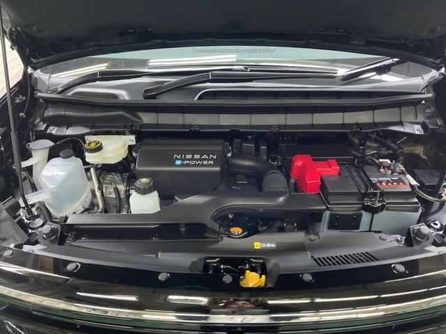 セレナ e-パワー ハイウェイスターV 登録済未使用車 12.3型コネクトナビTV アラウンドビューモニタ 両側ハンズフリー電動ドア ナビリンクプロパイロット 衝突被害軽減 インテリジェントルームミラー 後席オートエアコン ETC2.0(19枚目)