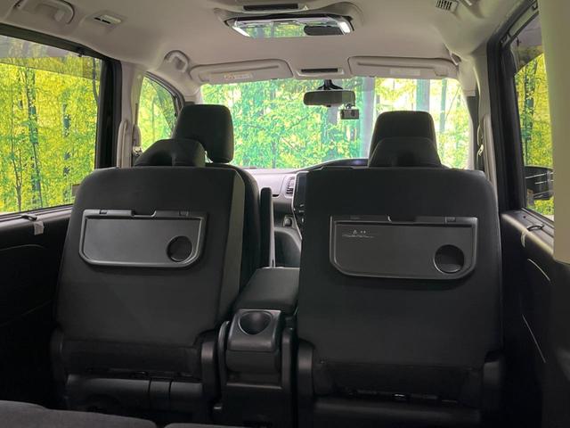 セレナ ハイウェイスターV 禁煙車 BiG-X11型ナビTV 12.8型リアビジョン アラウンドビューモニタ 両側ハンズフリー電動ドア 衝突被害軽減 プロパイロット アダプティブLEDヘッド 後席オートエアコン ETC(44枚目)