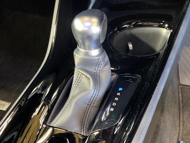 C-HR G モード ネロ セーフティプラスII 2トーンカラー 禁煙車 純正8型ナビTV パノラミックビューモニタ セーフティセンス レーダークルーズ ブラインドスポットモニタ パーキングサポートブレーキ AppleCarPlay ETC(24枚目)