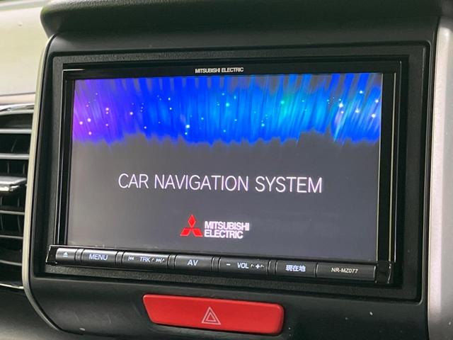 N-BOXカスタム G SSパッケージ 禁煙車 ナビフルセグ 両側電動ドア HIDヘッド 純正14インチAW Bluetooth スマートキー オートエアコン オートライト 革巻ステアリング ステアリングリモコン DVD再生(3枚目)