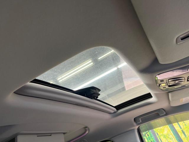 アルファード 2.5S Cパッケージ ツインムーンルーフ 三眼LED 禁煙車 純正9型ディスプレイTV 純正12型後席モニター バックカメラ セーフティセンス ブラインドスポットモニタ デジタルインナーミラー 電動バックドア DVD再生(33枚目)
