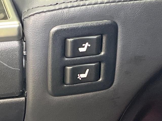 アルファード 2.5S Cパッケージ ツインムーンルーフ 三眼LED 禁煙車 純正9型ディスプレイTV 純正12型後席モニター バックカメラ セーフティセンス ブラインドスポットモニタ デジタルインナーミラー 電動バックドア DVD再生(37枚目)