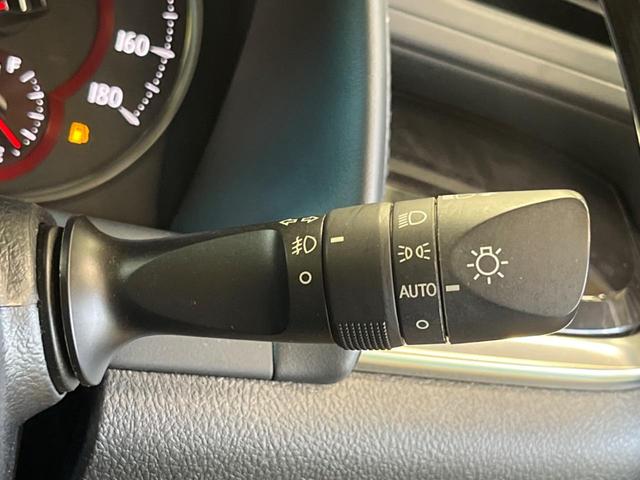 アルファード 2.5S Cパッケージ ツインムーンルーフ 三眼LED 禁煙車 純正9型ディスプレイTV 純正12型後席モニター バックカメラ セーフティセンス ブラインドスポットモニタ デジタルインナーミラー 電動バックドア DVD再生(58枚目)