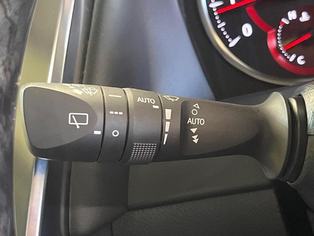 アルファード 2.5S Cパッケージ ツインムーンルーフ 三眼LED 禁煙車 純正9型ディスプレイTV 純正12型後席モニター バックカメラ セーフティセンス ブラインドスポットモニタ デジタルインナーミラー 電動バックドア DVD再生(59枚目)