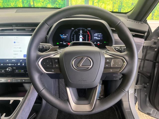 ＬＢＸ クール　禁煙車　純正９．８型ディスプレイＴＶ　パノラミックビューモニタ　セーフティセンス　ブラインドスポットモニタ　専用１８インチＡＷ　セミアニリン革／エードコンビシート　パワーシート　電動バックドア（5枚目）