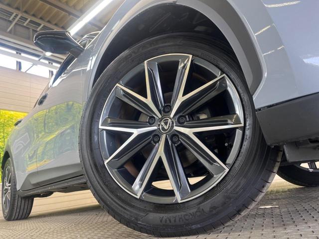 ＬＢＸ クール　禁煙車　純正９．８型ディスプレイＴＶ　パノラミックビューモニタ　セーフティセンス　ブラインドスポットモニタ　専用１８インチＡＷ　セミアニリン革／エードコンビシート　パワーシート　電動バックドア（13枚目）