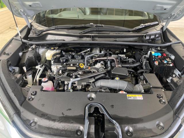 ＬＢＸ クール　禁煙車　純正９．８型ディスプレイＴＶ　パノラミックビューモニタ　セーフティセンス　ブラインドスポットモニタ　専用１８インチＡＷ　セミアニリン革／エードコンビシート　パワーシート　電動バックドア（19枚目）