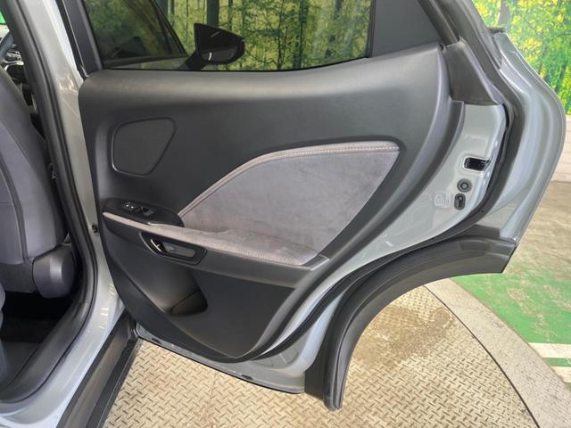 ＬＢＸ クール　禁煙車　純正９．８型ディスプレイＴＶ　パノラミックビューモニタ　セーフティセンス　ブラインドスポットモニタ　専用１８インチＡＷ　セミアニリン革／エードコンビシート　パワーシート　電動バックドア（43枚目）