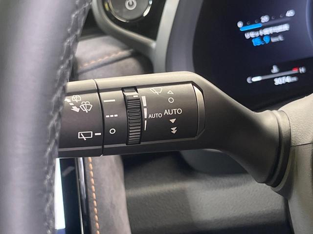 ＬＢＸ クール　禁煙車　純正９．８型ディスプレイＴＶ　パノラミックビューモニタ　セーフティセンス　ブラインドスポットモニタ　専用１８インチＡＷ　セミアニリン革／エードコンビシート　パワーシート　電動バックドア（47枚目）