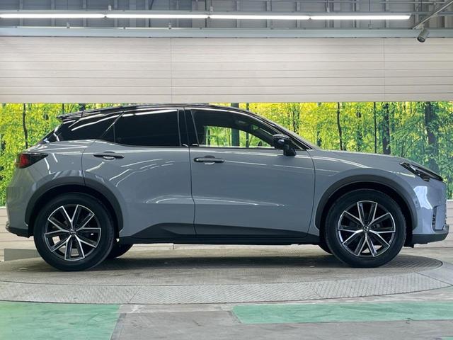 ＬＢＸ クール　禁煙車　純正９．８型ディスプレイＴＶ　パノラミックビューモニタ　セーフティセンス　ブラインドスポットモニタ　専用１８インチＡＷ　セミアニリン革／エードコンビシート　パワーシート　電動バックドア（54枚目）