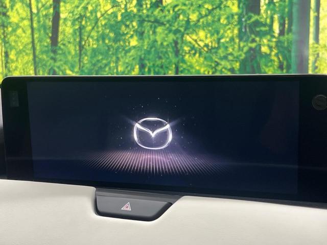 CX-60 XD エクスクルーシブモード パノラマサンルーフ 白革 禁煙車 12.3型コネクトナビTV 360°ビューモニタ BOSEサウンド 衝突軽減 10WAYパワーシート シートベンチレーション 電動バックドア ETC HDMI入力(4枚目)