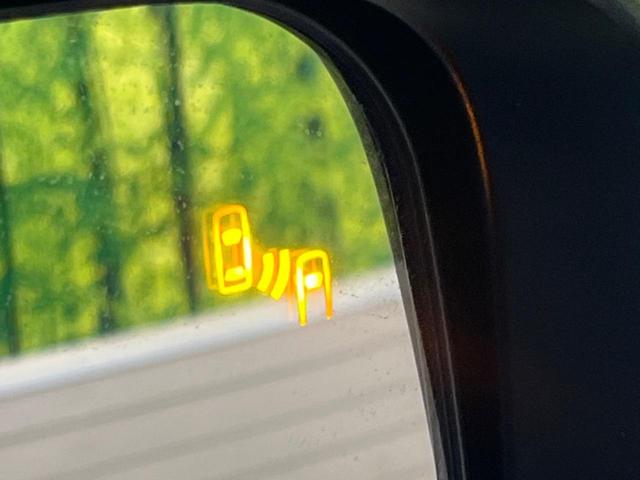 デリカD:5 P 禁煙車 純正10.1型ナビTV マルチアラウンドモニタ 両側電動ドア e-アシスト レーダークルーズ 後側方車両検知警告 パワーシート シートヒーター 電動バックドア ステアリングヒーター DVD再生(7枚目)