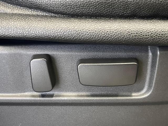 デリカD:5 P 禁煙車 純正10.1型ナビTV マルチアラウンドモニタ 両側電動ドア e-アシスト レーダークルーズ 後側方車両検知警告 パワーシート シートヒーター 電動バックドア ステアリングヒーター DVD再生(34枚目)