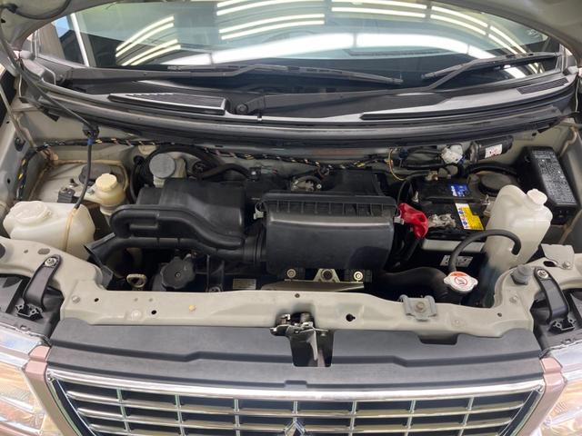 eKワゴン MX 禁煙車 純正CDオーディオ キーレス 電動格納ドアミラー 運転席アームレスト プライバシーガラス(19枚目)