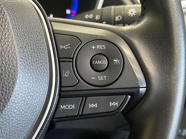 カローラクロス ハイブリッド　Ｚ　禁煙車　純正ディスプレイオーディオ　バックカメラ　セーフティセンス　ＬＥＤヘッド　シーケンシャルターンランプ　純正１８インチＡＷ　ハンズフリー電動バックドア　半革シート　パワーシート　シートヒーター（6枚目）