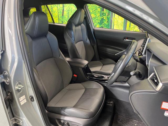 カローラクロス ハイブリッド　Ｚ　禁煙車　純正ディスプレイオーディオ　バックカメラ　セーフティセンス　ＬＥＤヘッド　シーケンシャルターンランプ　純正１８インチＡＷ　ハンズフリー電動バックドア　半革シート　パワーシート　シートヒーター（9枚目）