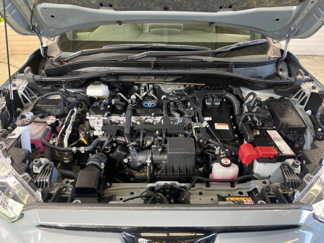 カローラクロス ハイブリッド　Ｚ　禁煙車　純正ディスプレイオーディオ　バックカメラ　セーフティセンス　ＬＥＤヘッド　シーケンシャルターンランプ　純正１８インチＡＷ　ハンズフリー電動バックドア　半革シート　パワーシート　シートヒーター（19枚目）