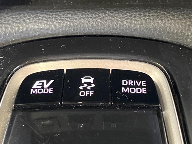 カローラクロス ハイブリッド　Ｚ　禁煙車　純正ディスプレイオーディオ　バックカメラ　セーフティセンス　ＬＥＤヘッド　シーケンシャルターンランプ　純正１８インチＡＷ　ハンズフリー電動バックドア　半革シート　パワーシート　シートヒーター（24枚目）