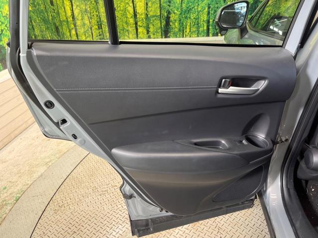 カローラクロス ハイブリッド　Ｚ　禁煙車　純正ディスプレイオーディオ　バックカメラ　セーフティセンス　ＬＥＤヘッド　シーケンシャルターンランプ　純正１８インチＡＷ　ハンズフリー電動バックドア　半革シート　パワーシート　シートヒーター（41枚目）