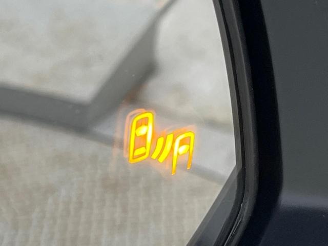 ハリアーハイブリッド Ｇ　登録済未使用車　純正１２．３型ディスプレイＴＶ　バックカメラ　セーフティセンス　ブラインドスポットモニタ　デジタルインナーミラー　電動バックドア　パワーシート　シートヒーター　ステアリングヒーター（6枚目）