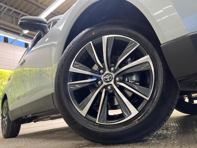 ハリアーハイブリッド Ｇ　登録済未使用車　純正１２．３型ディスプレイＴＶ　バックカメラ　セーフティセンス　ブラインドスポットモニタ　デジタルインナーミラー　電動バックドア　パワーシート　シートヒーター　ステアリングヒーター（13枚目）