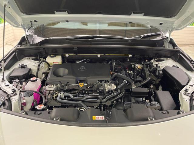 ハリアーハイブリッド Ｇ　登録済未使用車　純正１２．３型ディスプレイＴＶ　バックカメラ　セーフティセンス　ブラインドスポットモニタ　デジタルインナーミラー　電動バックドア　パワーシート　シートヒーター　ステアリングヒーター（19枚目）