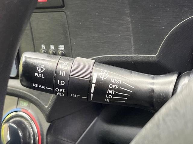 アクア Ｓ　禁煙車　純正エアロ　純正ナビフルセグ　ＬＥＤヘッド　トムス１６インチＡＷ　バックカメラ　Ｂｌｕｅｔｏｏｔｈ　フロントフォグランプ　キーレス　６スピーカー　ステアリングリモコン　ＤＶＤ再生（39枚目）