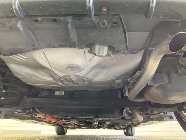 アクア Ｓ　禁煙車　純正エアロ　純正ナビフルセグ　ＬＥＤヘッド　トムス１６インチＡＷ　バックカメラ　Ｂｌｕｅｔｏｏｔｈ　フロントフォグランプ　キーレス　６スピーカー　ステアリングリモコン　ＤＶＤ再生（52枚目）