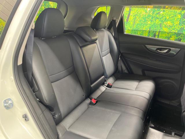 エクストレイル ２０Ｘ　エマージェンシーブレーキパッケージ　禁煙車　メーカーナビフルセグ　アラウンドビューモニタ　ＬＥＤヘッド　衝突被害軽減　ルーフレール　クルーズコントロール　電動バックドア　純正１７インチＡＷ　電動バックドア　ＥＴＣ　Ｂｌｕｅｔｏｏｔｈ（10枚目）