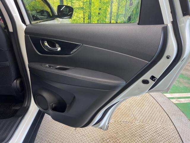 エクストレイル ２０Ｘ　エマージェンシーブレーキパッケージ　禁煙車　メーカーナビフルセグ　アラウンドビューモニタ　ＬＥＤヘッド　衝突被害軽減　ルーフレール　クルーズコントロール　電動バックドア　純正１７インチＡＷ　電動バックドア　ＥＴＣ　Ｂｌｕｅｔｏｏｔｈ（41枚目）