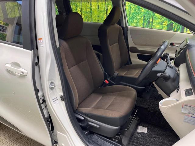 シエンタ ハイブリッドＧ　禁煙車　純正ナビフルセグ　両側電動ドア　バックカメラ　セーフティセンス　ＬＥＤヘッド　純正ＯＰ１５インチＡＷ　ＥＴＣ　Ｂｌｕｅｔｏｏｔｈ　シートヒーター　スマートキー　オートエアコン　革巻ステアリング（9枚目）