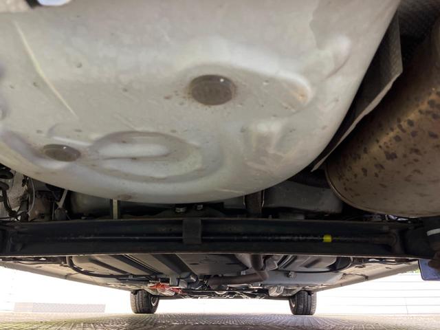 シエンタ ハイブリッドＧ　禁煙車　純正ナビフルセグ　両側電動ドア　バックカメラ　セーフティセンス　ＬＥＤヘッド　純正ＯＰ１５インチＡＷ　ＥＴＣ　Ｂｌｕｅｔｏｏｔｈ　シートヒーター　スマートキー　オートエアコン　革巻ステアリング（18枚目）