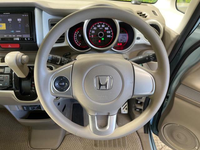 Ｎ－ＢＯＸスラッシュ Ｇ・Ｌパッケージ　禁煙車　ナビフルセグ　バックカメラ　ＨＩＤヘッド　ＥＴＣ　Ｂｌｕｅｔｏｏｔｈ　スマートキー　オートライト　オートエアコン　ステアリングリモコン　４スピーカー　ＤＶＤ再生（11枚目）