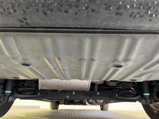 セレナ ｅ－パワー　ハイウェイスターＶ　禁煙車　純正１０型ナビＴＶ　純正１１型後席モニター　アラウンドビューモニタ　衝突軽減　プロパイロット　両側電動ドア　アダプティブＬＥＤヘッド　純正ＯＰ１６インチＡＷ　カプロンシート　後席オートエアコン（20枚目）