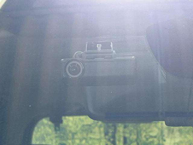 セレナ ｅ－パワー　ハイウェイスターＶ　禁煙車　純正１０型ナビＴＶ　純正１１型後席モニター　アラウンドビューモニタ　衝突被害軽減　プロパイロット　両側ハンズフリー電動ドア　アダプティブＬＥＤヘッド　純正ＯＰ１６インチＡＷ　後席オートエアコン（29枚目）