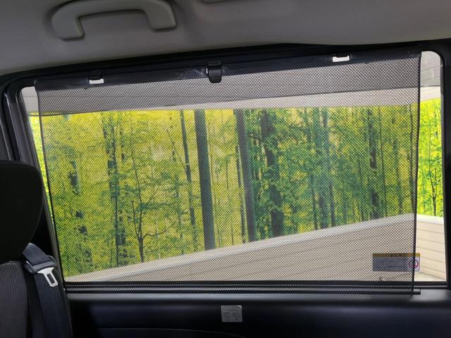 セレナ ｅ－パワー　ハイウェイスターＶ　禁煙車　純正１０型ナビＴＶ　純正１１型後席モニター　アラウンドビューモニタ　衝突被害軽減　プロパイロット　両側ハンズフリー電動ドア　アダプティブＬＥＤヘッド　純正ＯＰ１６インチＡＷ　後席オートエアコン（31枚目）