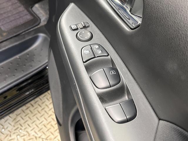 セレナ ｅ－パワー　ハイウェイスターＶ　禁煙車　純正１０型ナビＴＶ　純正１１型後席モニター　アラウンドビューモニタ　衝突被害軽減　プロパイロット　両側ハンズフリー電動ドア　アダプティブＬＥＤヘッド　純正ＯＰ１６インチＡＷ　後席オートエアコン（53枚目）