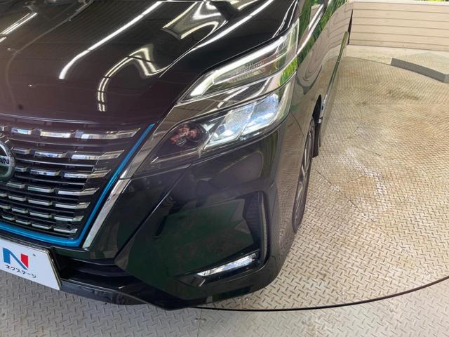 セレナ ｅ－パワー　ハイウェイスターＶ　禁煙車　純正１０型ナビＴＶ　純正１１型後席モニター　アラウンドビューモニタ　衝突被害軽減　プロパイロット　両側ハンズフリー電動ドア　アダプティブＬＥＤヘッド　純正ＯＰ１６インチＡＷ　後席オートエアコン（61枚目）