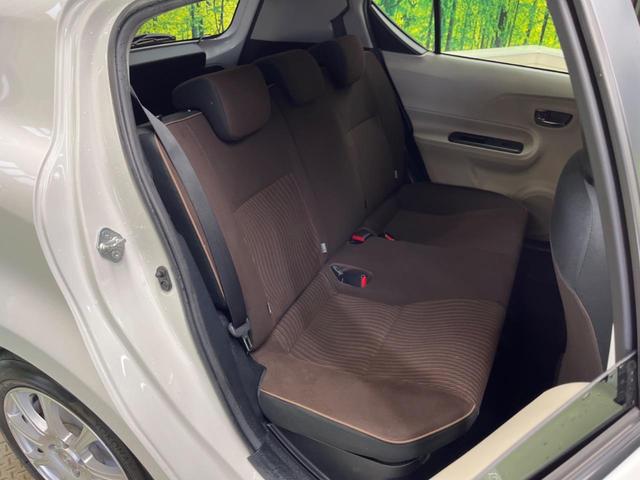 アクア Ｇ　禁煙車　純正ナビＴＶ　寒冷地仕様　スマートキー　１５インチＡＷ　ＥＴＣ　Ｂｌｕｅｔｏｏｔｈ　オートライト　オートエアコン　革巻ステアリング　ステアリングリモコン　６スピーカー　デアイサー（9枚目）