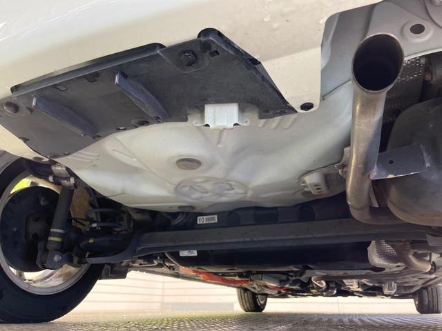 アクア Ｇ　禁煙車　純正ナビＴＶ　寒冷地仕様　スマートキー　１５インチＡＷ　ＥＴＣ　Ｂｌｕｅｔｏｏｔｈ　オートライト　オートエアコン　革巻ステアリング　ステアリングリモコン　６スピーカー　デアイサー（22枚目）