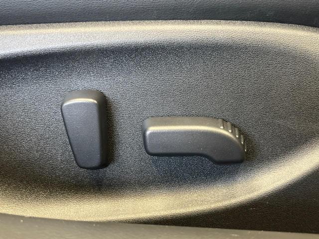 スカイライン ハイブリッド GT 後期型 禁煙車 メーカー8型ナビTV アラウンドビューモニタ プロパイロット2.0 黒内装 LEDヘッド 純正18インチAW 半革シート パワーシート 後側方車両検知警告 フロント/バックソナー(8枚目)