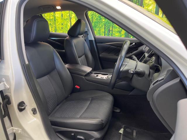 スカイライン ハイブリッド GT 後期型 禁煙車 メーカー8型ナビTV アラウンドビューモニタ プロパイロット2.0 黒内装 LEDヘッド 純正18インチAW 半革シート パワーシート 後側方車両検知警告 フロント/バックソナー(9枚目)