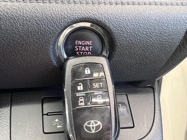 シエンタ Ｇ　禁煙車　ナビフルセグ　両側電動ドア　バックカメラ　セーフティセンス　ＬＥＤヘッド　ＥＴＣ　Ｂｌｕｅｔｏｏｔｈ　スマートキー　オートエアコン　革巻ステアリング　ステアリングリモコン　ＤＶＤ再生（7枚目）