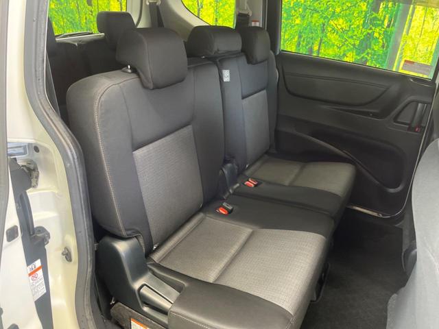 シエンタ Ｇ　禁煙車　ナビフルセグ　両側電動ドア　バックカメラ　セーフティセンス　ＬＥＤヘッド　ＥＴＣ　Ｂｌｕｅｔｏｏｔｈ　スマートキー　オートエアコン　革巻ステアリング　ステアリングリモコン　ＤＶＤ再生（10枚目）