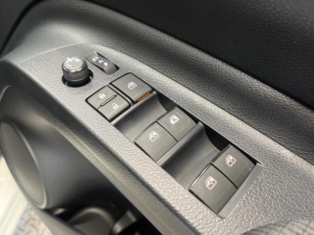 シエンタ Ｇ　禁煙車　ナビフルセグ　両側電動ドア　バックカメラ　セーフティセンス　ＬＥＤヘッド　ＥＴＣ　Ｂｌｕｅｔｏｏｔｈ　スマートキー　オートエアコン　革巻ステアリング　ステアリングリモコン　ＤＶＤ再生（46枚目）